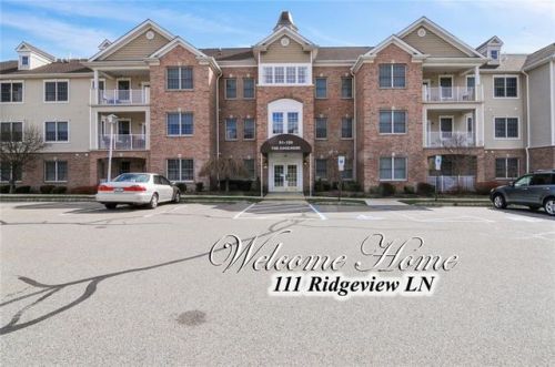 111 Ridgeview Ln, Mount Arlington, NJ 07856-2320