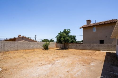 7415 Lincoln Ave, Riverside CA  92504-4623 exterior