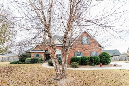 105 Barossa Ct, Warner Robins, GA 31088-8638
