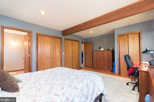 80 Quinn Lea Rd, Harpers Ferry WV 25425-5372 exterior