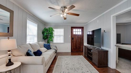 607 Clark St, Rockwall TX  75087-3807 exterior
