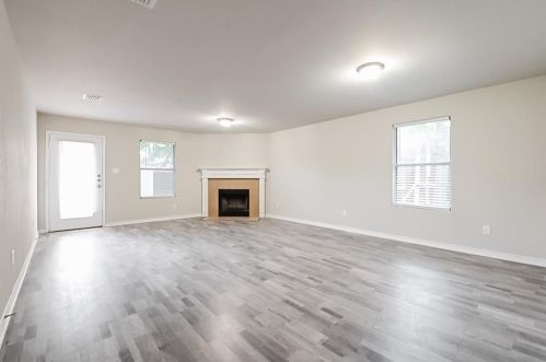 7540 Amber Dr, Dallas TX  75241-4556 exterior