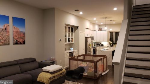 1336 Howard St, Philadelphia PA  19122-6129 exterior