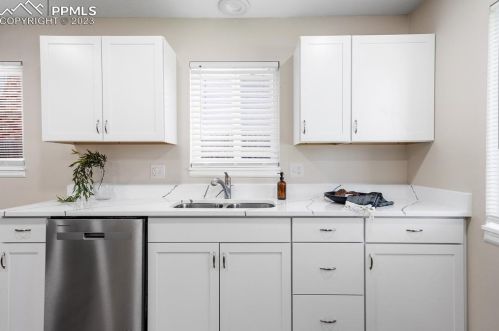 2040 Oakwood Ln, Pueblo CO  81005-2531 exterior