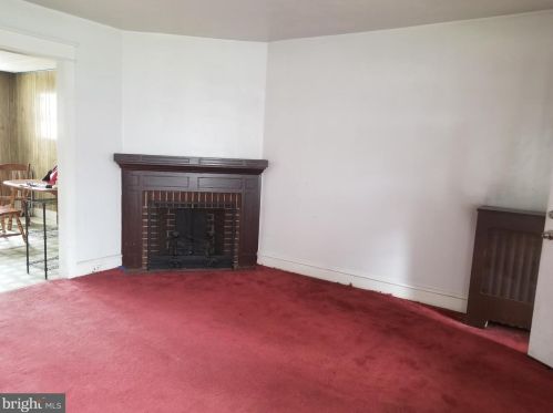 26 Terrace Ave, Camden, NJ 08105-2645
