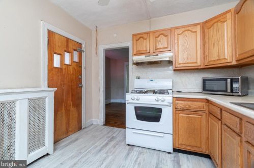 5806 20 St, Philadelphia PA 19140-1003 exterior