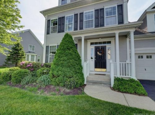 36 Broadmeadow Rd, Wallingford, CT 06492-6052
