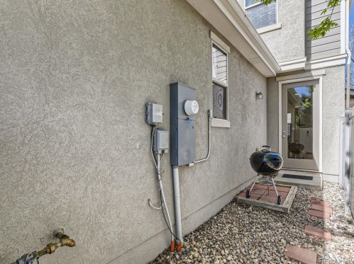 6390 Xanadu St, Englewood CO 80111-2465 exterior