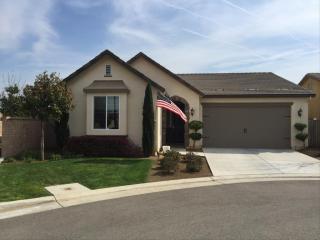 3998 Chessa Ln, Clovis CA  93619-5124 exterior