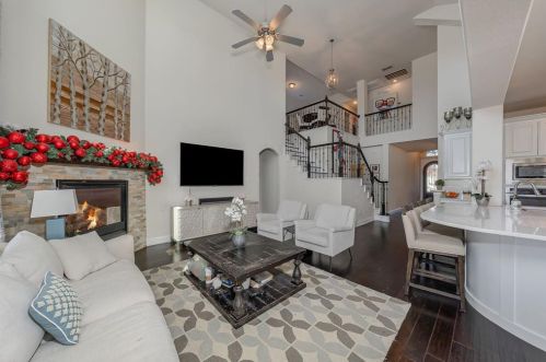 3820 Mustang Ave, Garland TX 75048 exterior