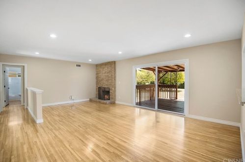 14658 Limedale St, Van Nuys, CA 91402-1009