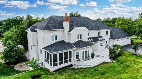 3544 Fawnrun Dr, Cincinnati, OH 45241-3832