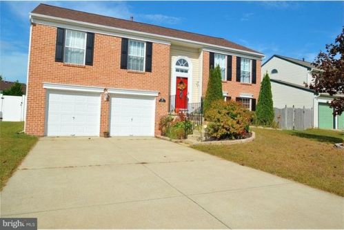 14 Elsworth Dr, Erial, NJ 08081-4427