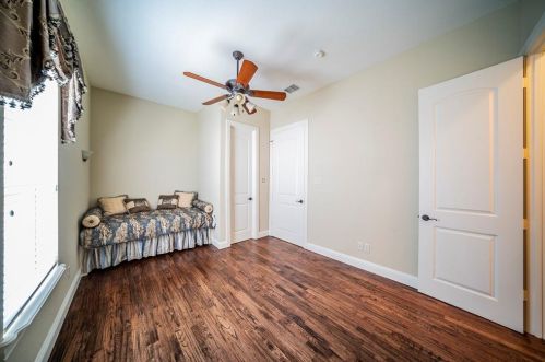 7000 Mossycup Ln, Fort Worth TX  76182-3674 exterior