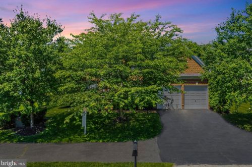 11864 Chanceford Dr, Woodbridge, VA 22192-5530