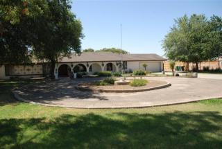 3260 Bullard Ave, Clovis, CA 93619-8527