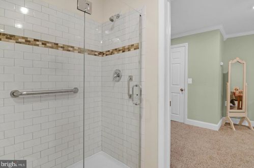 525 Park Blvd, Haddonfield NJ  08033-2938 exterior