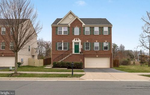 13733 Hastenbeck Dr, Gainesville, VA 20155-3622
