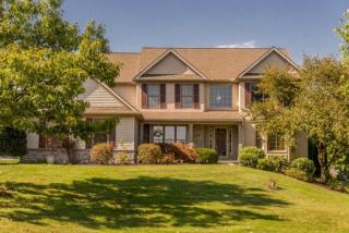 1334 Hyde Park Dr, Lancaster, PA 17601-7123