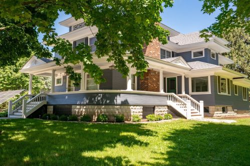 530 Mckinley St, Hinckley, IL 60520-9525