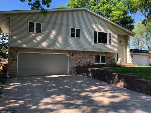 1232 Hillside Ct, Hastings, MN 55033-2521