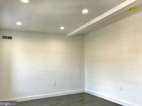 1515 4 St, Philadelphia PA 19148-1303 exterior