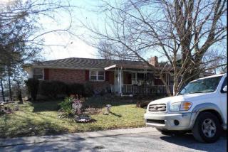 2950 Englewood Ct, York, PA 17315-3822