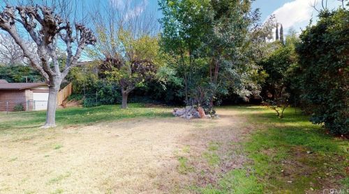 132 Broadbent Dr, Riverside CA  92507-4809 exterior