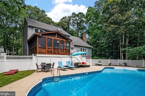 126 Amesbury Ct, Severna Park, MD 21146-1200