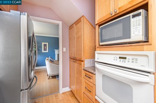 2175 Norse Dr, Concord, CA 94523-1823