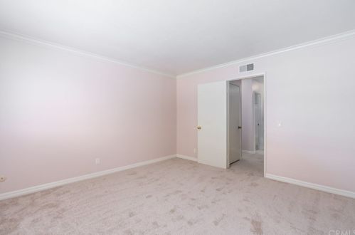 6219 Woodsboro Ave, Anaheim CA  92807-2346 exterior