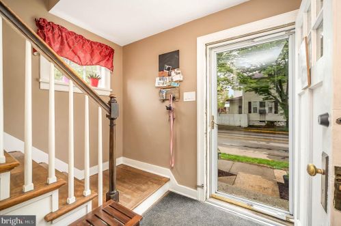 102 Willow St, Carlisle PA  17013-3931 exterior