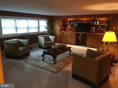 6 Evergreen Rd, Stratford, NJ 08084-1902