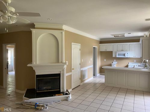 104 Blarney Stone Ct, Bonaire, GA 31005-4408