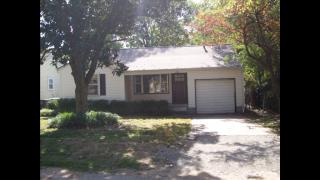 1026 38th Pl, Tulsa OK  74105-3029 exterior