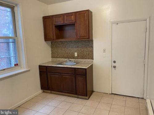 2331 Firth St, Philadelphia PA  19132-4125 exterior