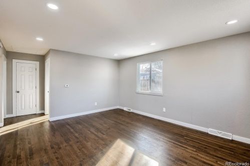 616 Lowell Blvd, Denver CO  80204-3102 exterior