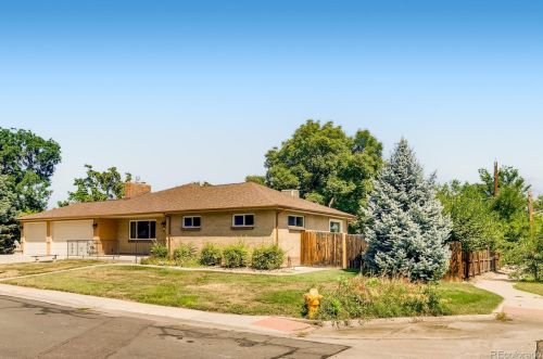 2900 Webster St, Denver, CO 80227-3418