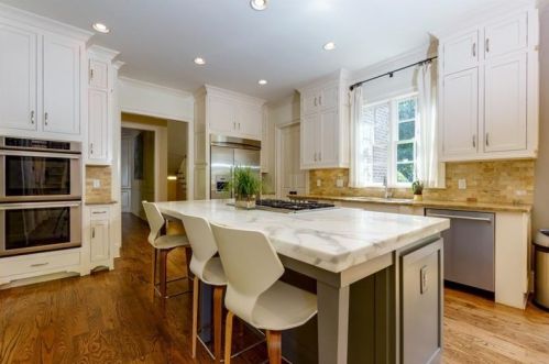 3992 Arden Way, Atlanta GA  30342-3950 exterior