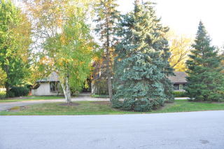 6330 Martin Dr, Willowbrook IL  60527-5328 exterior