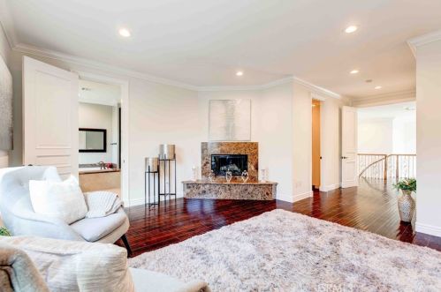 4719 Tobias Ave, Van Nuys CA  91403-2826 exterior