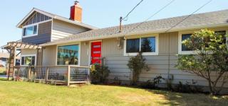 320 Skyline Dr, Everett, WA 98201-1142