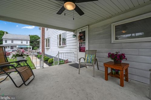 47 Maple Ave, Primrose PA 17901-8950 exterior