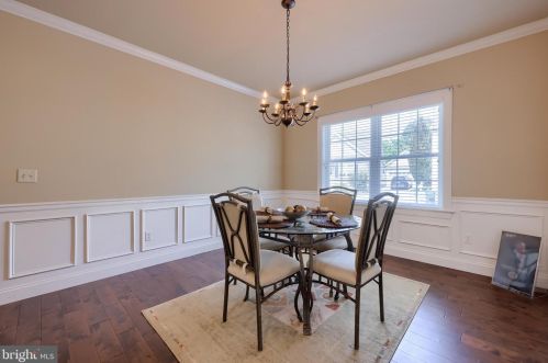 541 Prince George Dr, Lancaster PA 17601-8801 exterior