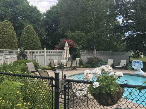 9 Eastman Ln, Hollis, NH 03049-6588