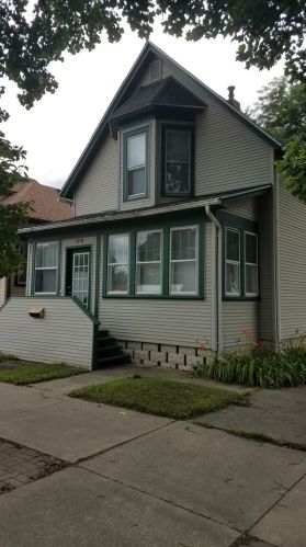 470 Broadway St, Bradley, IL 60915-1702