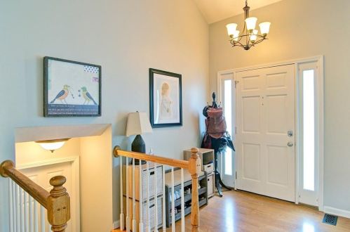 111 Barrett Springs Dr, Holly Springs, GA 30115-4325