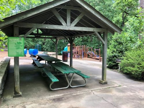 1900 Harper Rd, Atlanta GA  30318-3023 exterior