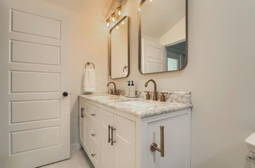 4590 Briarcliff Rd, Atlanta GA  30345-2160 exterior