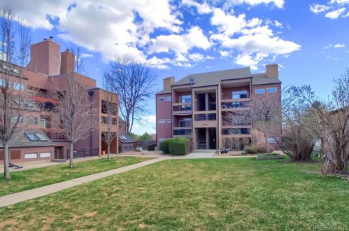 8900 Fox Dr, Denver CO 80260-6856 exterior